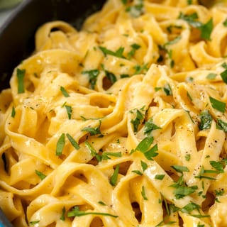Fettuccine Alfredo