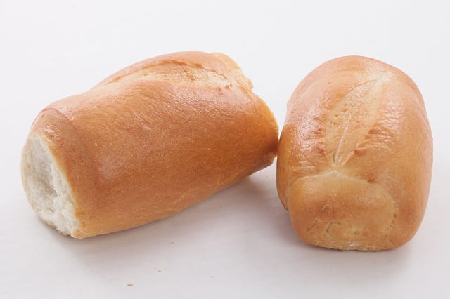 6 Pack Club Rolls Bread.
