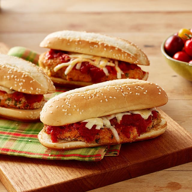 Chicken Parmigiana (5ft).